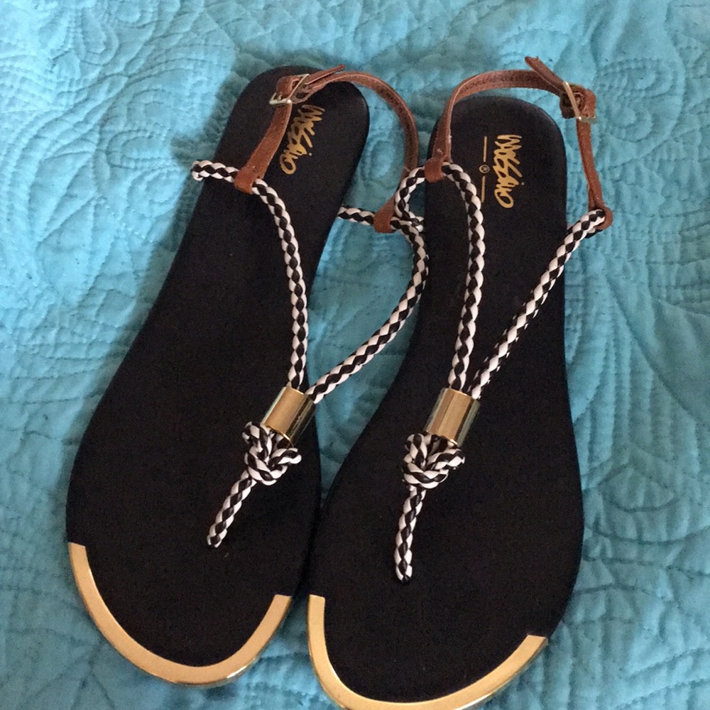 Strappy sandals